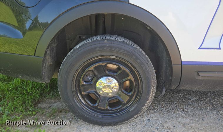 image for item ED2101 2017 Ford Explorer  SUV