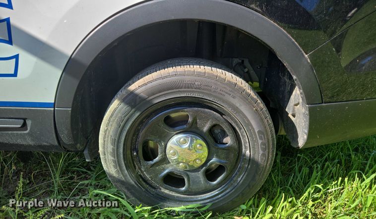 image for item ED2101 2017 Ford Explorer  SUV