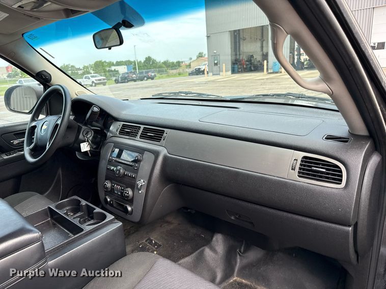 image for item ED4223 2011 Chevrolet Tahoe Police SUV