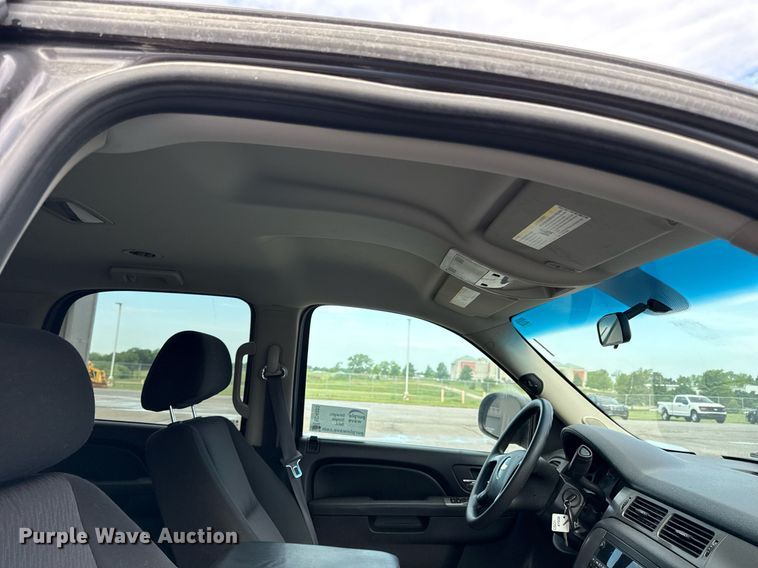 image for item ED4223 2011 Chevrolet Tahoe Police SUV