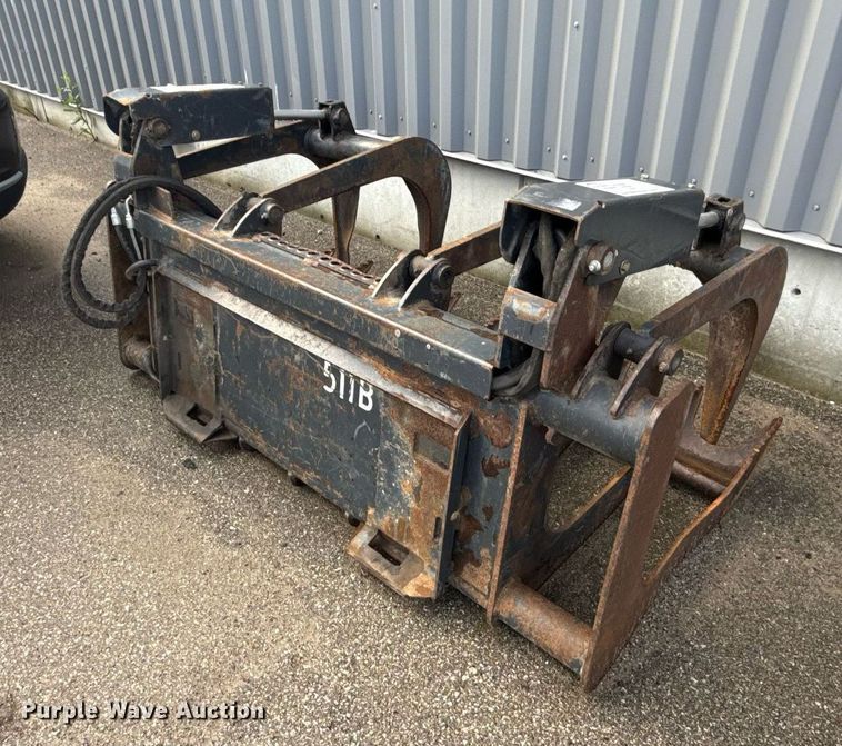 image for item ED4224 Bobcat skid steer grapple bucket