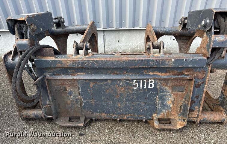 image for item ED4224 Bobcat skid steer grapple bucket