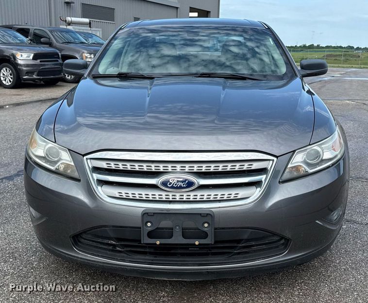 image for item ED4226 2011 Ford Taurus 