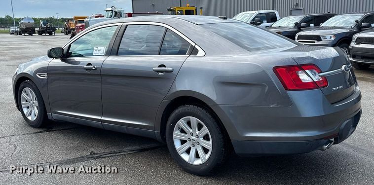 image for item ED4226 2011 Ford Taurus 