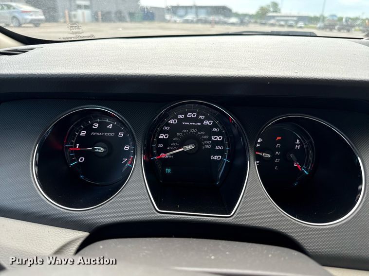 image for item ED4226 2011 Ford Taurus 