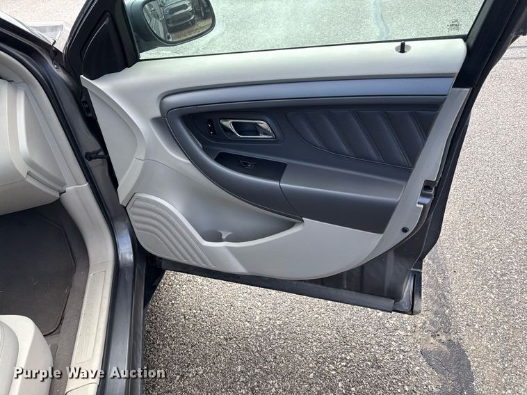 image for item ED4226 2011 Ford Taurus 