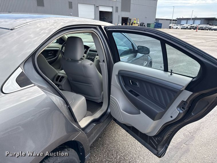 image for item ED4226 2011 Ford Taurus 