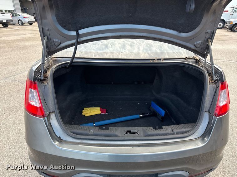 image for item ED4226 2011 Ford Taurus 