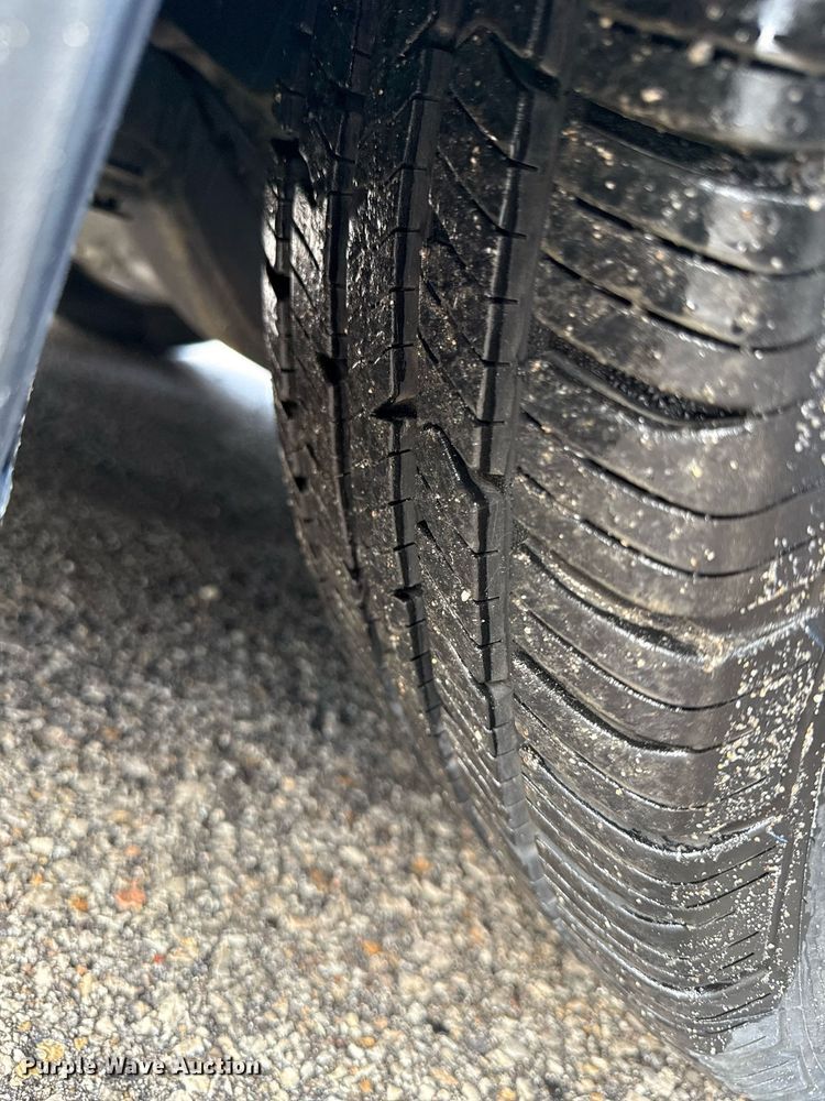 image for item ED4226 2011 Ford Taurus 