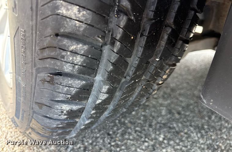 image for item ED4226 2011 Ford Taurus 