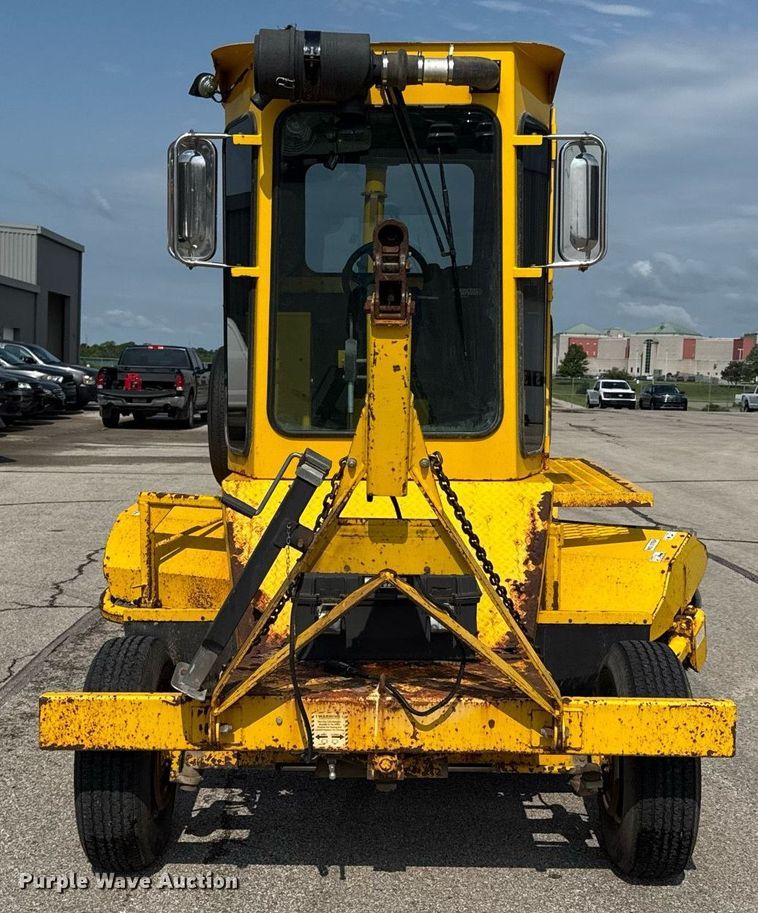 image for item ED4232 Superior DT80-J broom