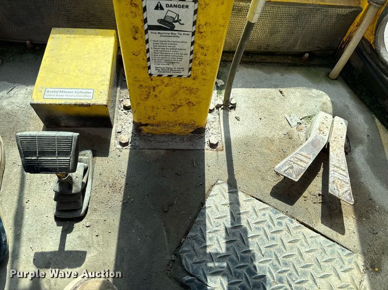 image for item ED4232 Superior DT80-J broom