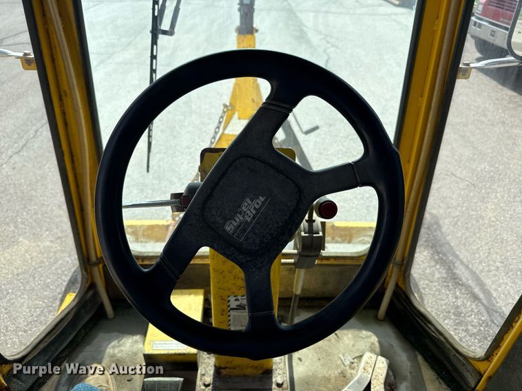 image for item ED4232 Superior DT80-J broom