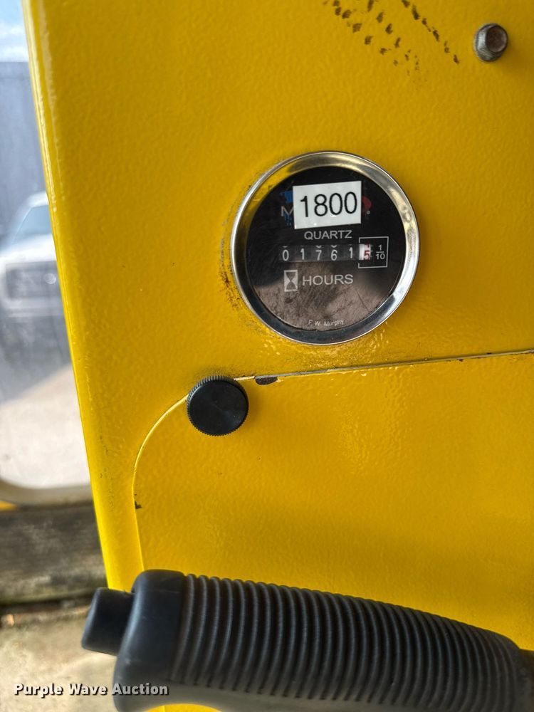 image for item ED4232 Superior DT80-J broom