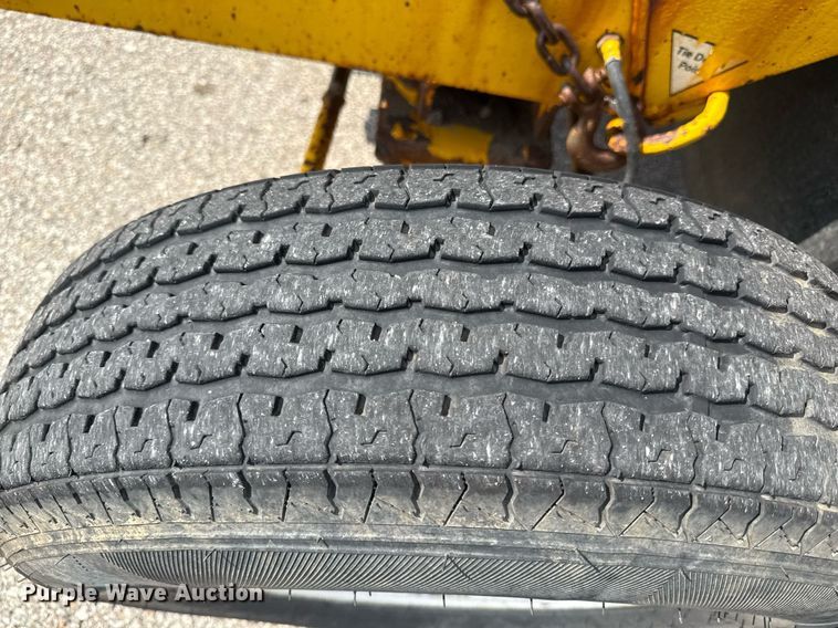 image for item ED4232 Superior DT80-J broom