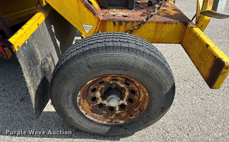 image for item ED4232 Superior DT80-J broom