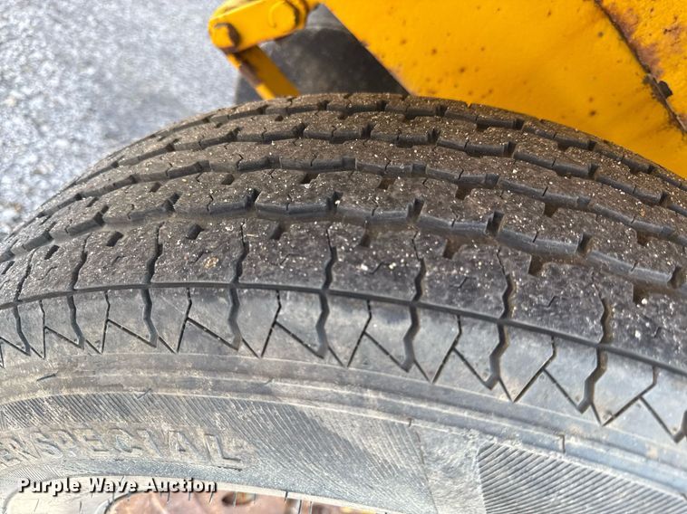 image for item ED4232 Superior DT80-J broom