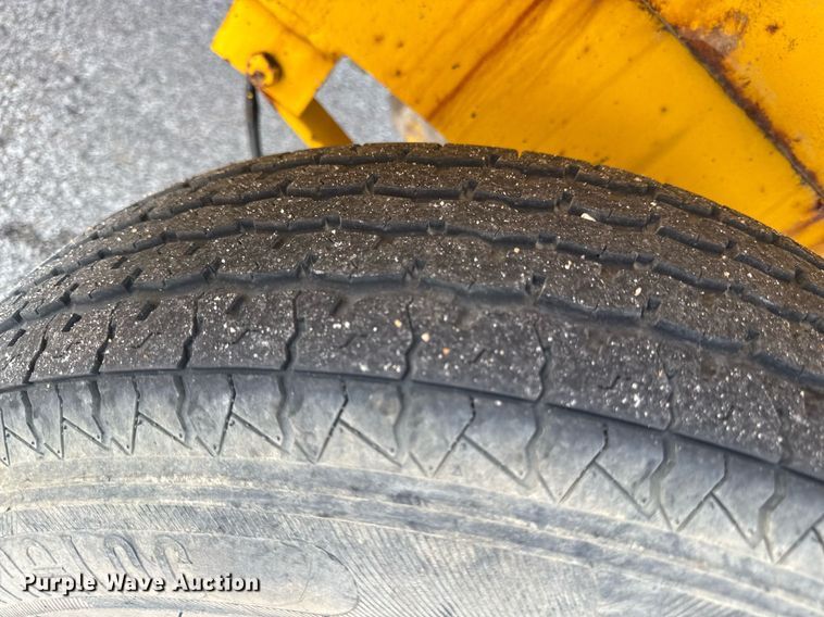 image for item ED4232 Superior DT80-J broom