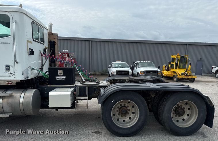 image for item ED4235 2007 International 5900i semi truck