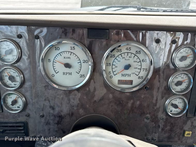 image for item ED4235 2007 International 5900i semi truck