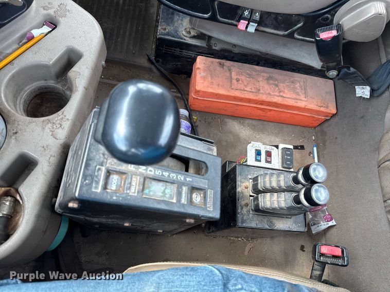 image for item ED4235 2007 International 5900i semi truck