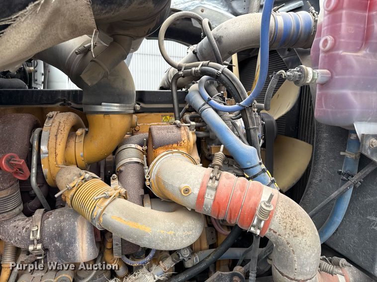 image for item ED4235 2007 International 5900i semi truck