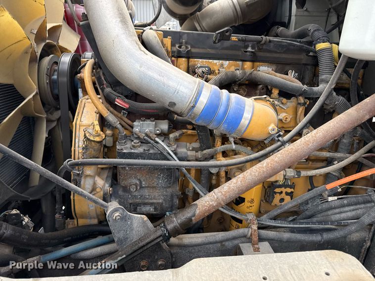 image for item ED4235 2007 International 5900i semi truck