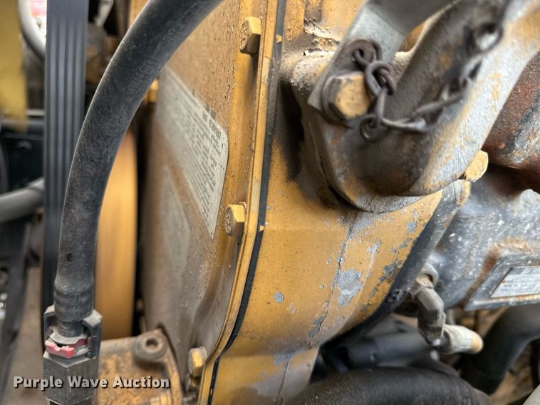 image for item ED4235 2007 International 5900i semi truck