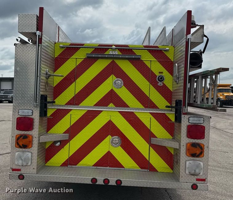 image for item ED4236 1994 International 4900 pumper fire truck
