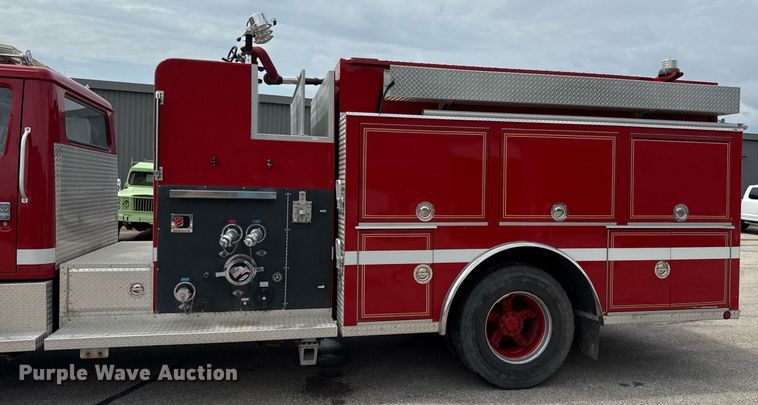 image for item ED4236 1994 International 4900 pumper fire truck