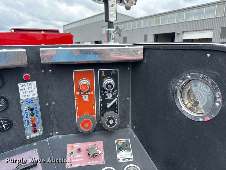 image for item ED4236 1994 International 4900 pumper fire truck