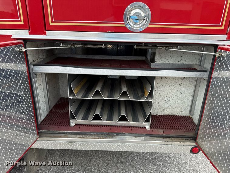 image for item ED4236 1994 International 4900 pumper fire truck