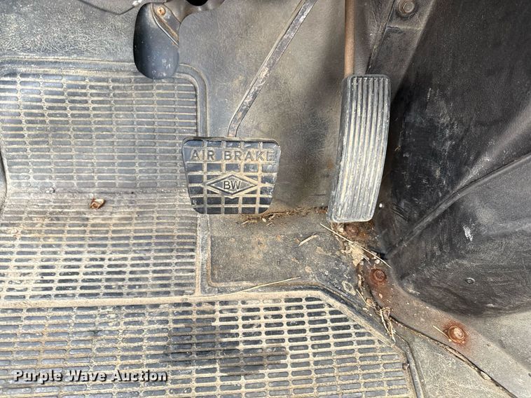 image for item ED4236 1994 International 4900 pumper fire truck