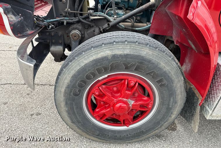 image for item ED4236 1994 International 4900 pumper fire truck