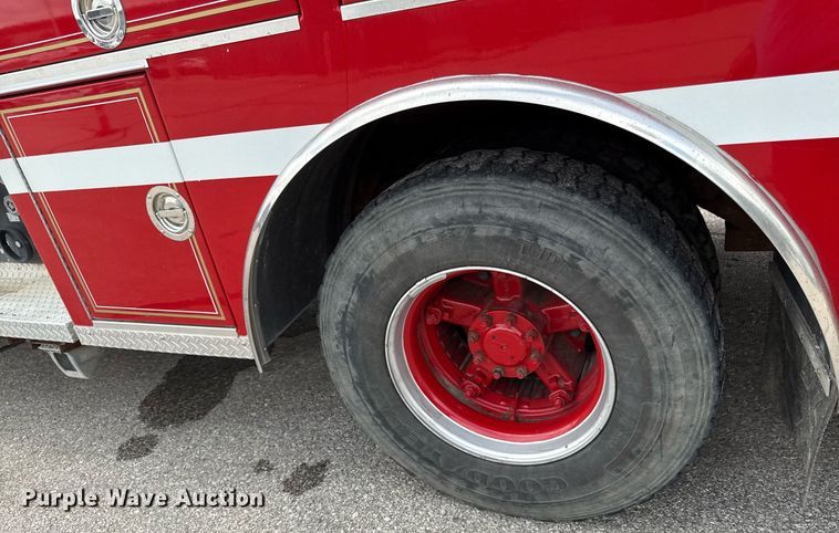 image for item ED4236 1994 International 4900 pumper fire truck