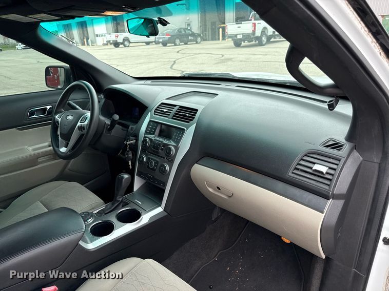 image for item ED4239 2013 Ford Explorer SUV