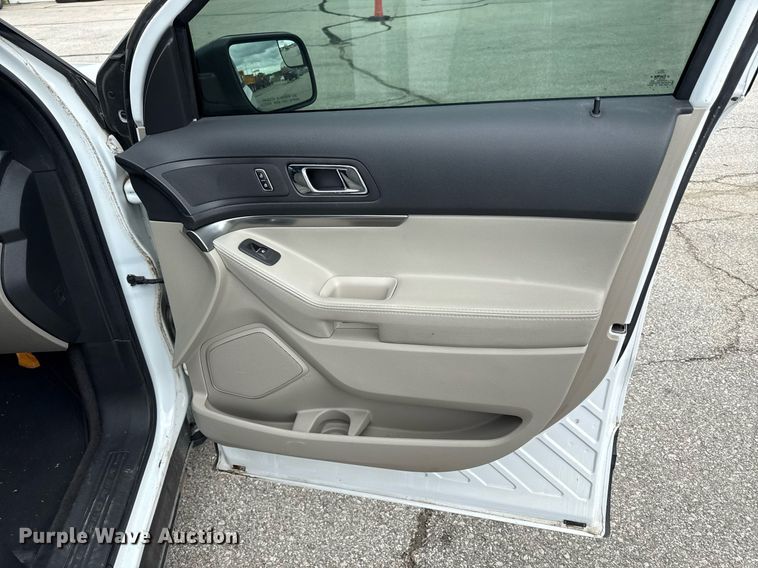 image for item ED4239 2013 Ford Explorer SUV