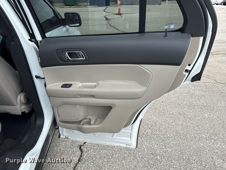 image for item ED4239 2013 Ford Explorer SUV