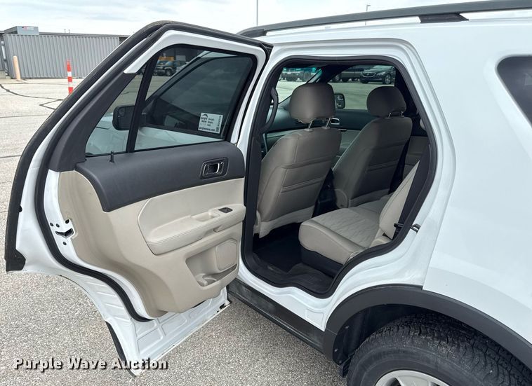 image for item ED4239 2013 Ford Explorer SUV