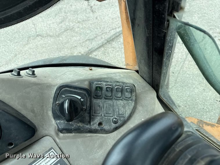 image for item ED4240 2013 Case 590 Super N backhoe