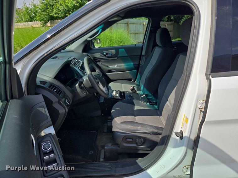 image for item EF1547 2013 Ford Explorer Police Interceptor SUV