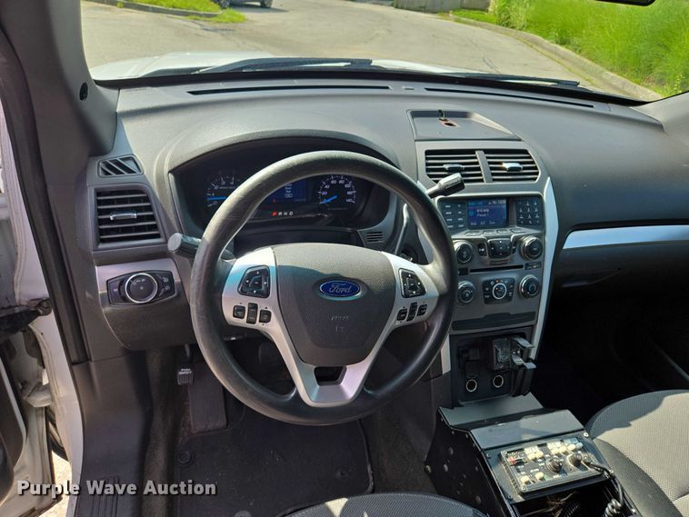 image for item EF1547 2013 Ford Explorer Police Interceptor SUV
