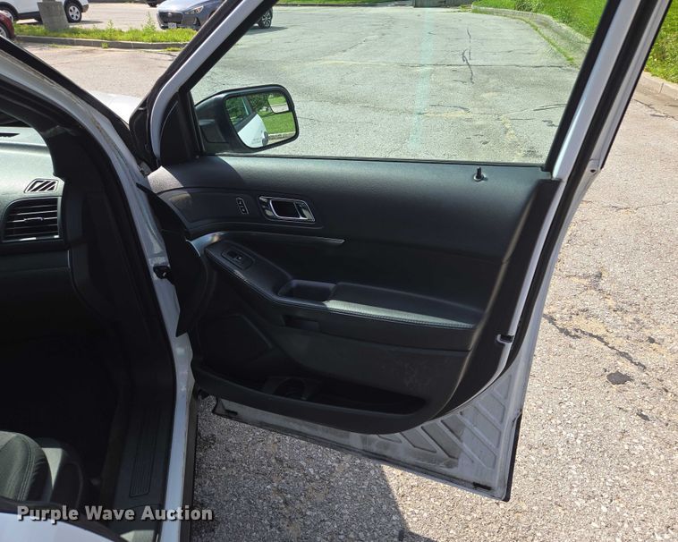 image for item EF1547 2013 Ford Explorer Police Interceptor SUV