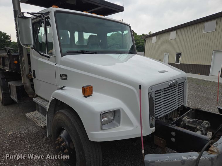 image for item EF1557 2003 Freightliner FL80 hook lift truck