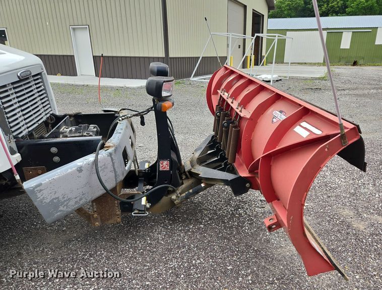 image for item EF1557 2003 Freightliner FL80 hook lift truck