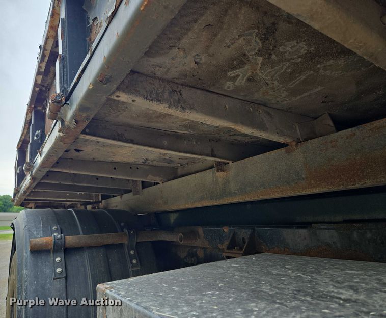 image for item EF1557 2003 Freightliner FL80 hook lift truck