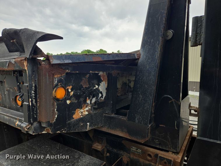 image for item EF1557 2003 Freightliner FL80 hook lift truck