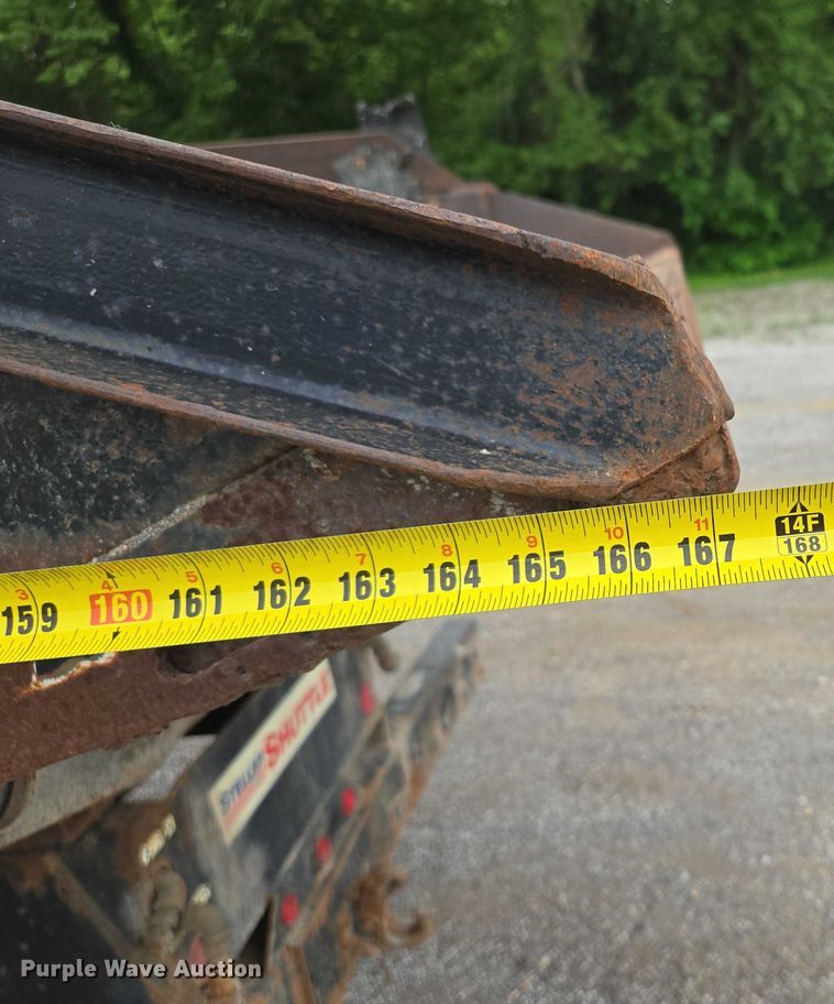 image for item EF1557 2003 Freightliner FL80 hook lift truck