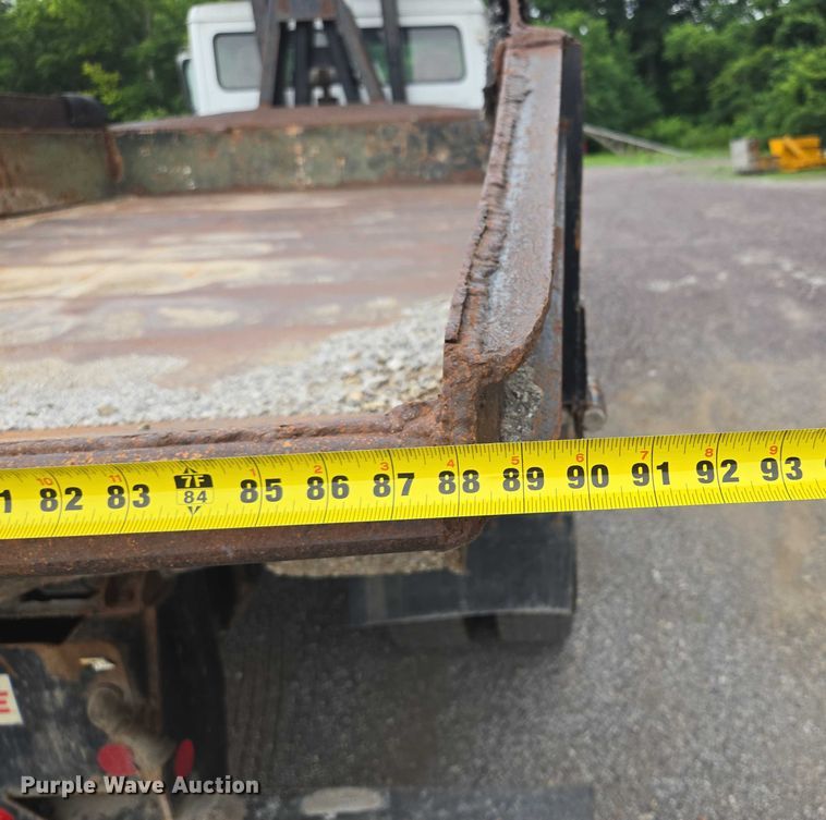 image for item EF1557 2003 Freightliner FL80 hook lift truck