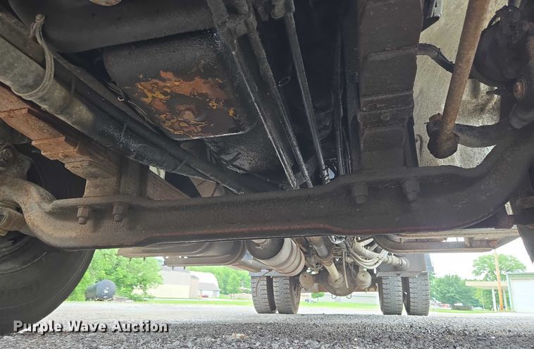 image for item EF1557 2003 Freightliner FL80 hook lift truck